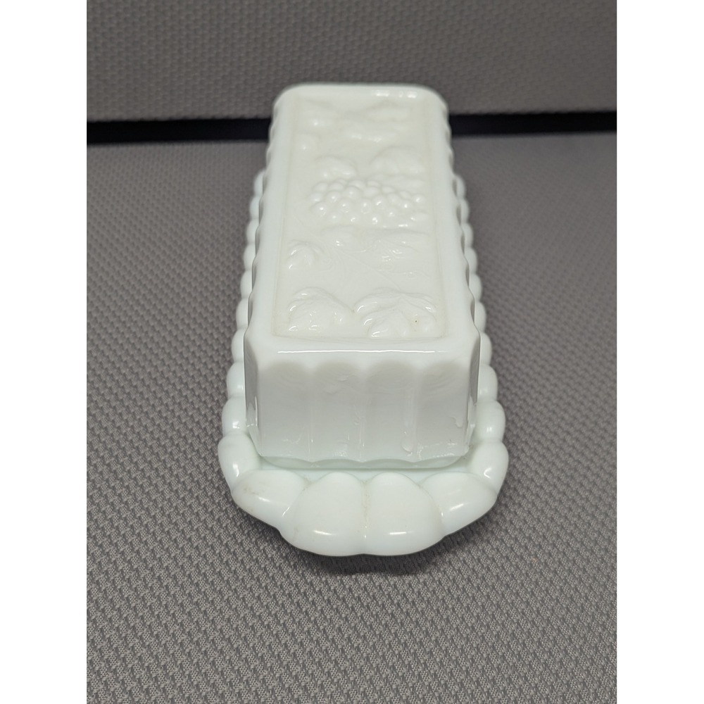 Vintage Westmoreland Milk Glass Butter Dish Paneled Grape White Covered Server - Picture 3 of 9